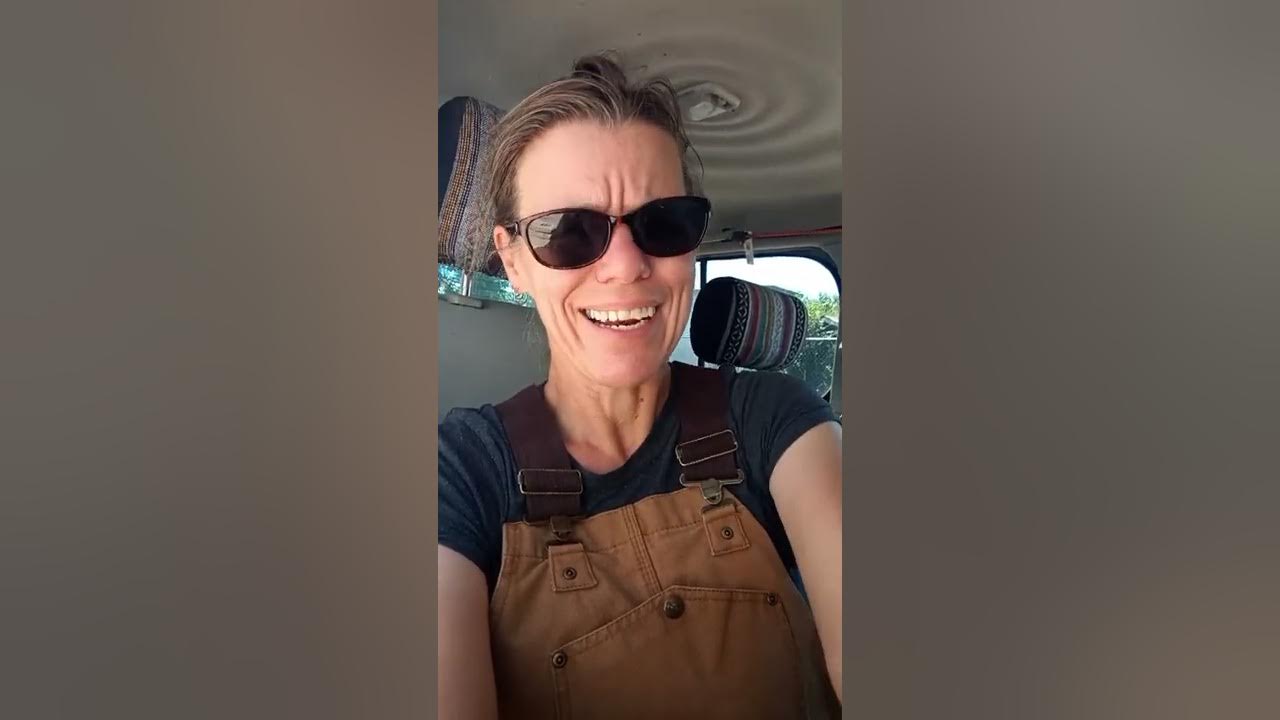 car won't start... whirring sound - YouTube