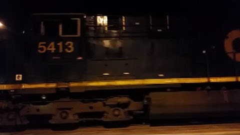 [CSX]5413 ES40DC Leads Q471-27 Through Fayetteille NC @ Track Speed & EX-CR EMD Unit Trailing