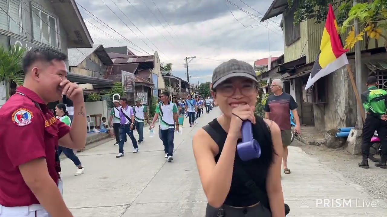 La Parade la plus FOLLE des Philippines ! 🇵🇭