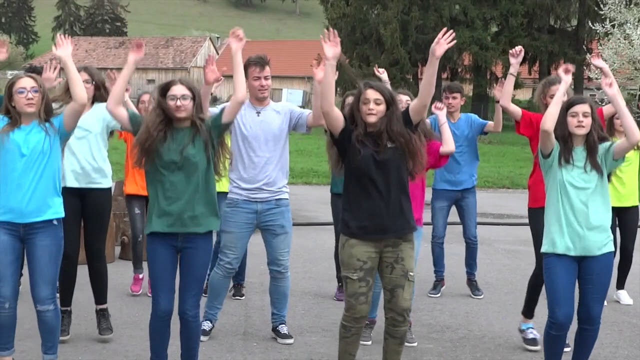 I giovani della Romania danzano Turn It Up - Gen Verde