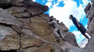 Bouldering the Summit of Thimble Peak