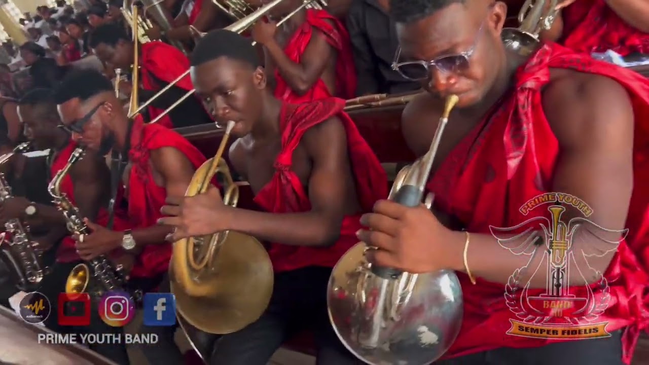 Just a little bit of Spice🤩🔥🎶 . No one does it better than our very own PYB💛🖤💛