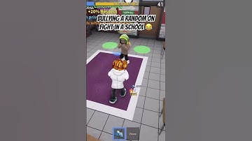 Bullying a Random on Fight In a School #roblox #funny