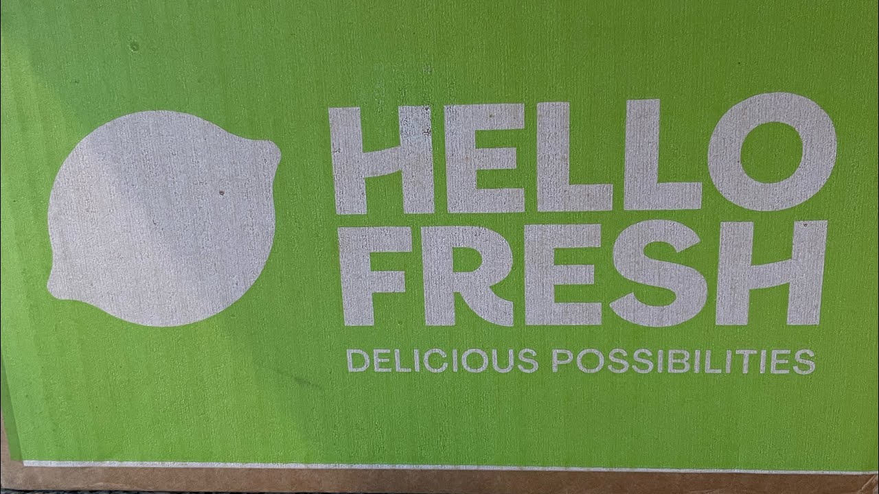 Unboxing my Hello Fresh Free Box 📦 - YouTube