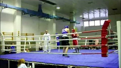 Steven Haefke vs. Robert Faulwetter Nachwuchsboxen...