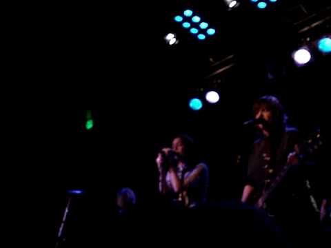 Amy Ray & Brandi Carlile: Stand And Deliver - Seattle 2/4/09