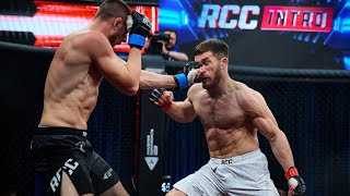 картинка: Жесткая заруба | Чингиз Минязев vs Александр Новиков | RCC Intro 37