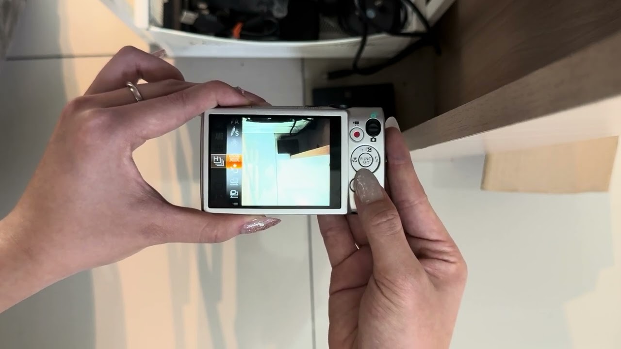 Canon ixy 620f (высокого класса)