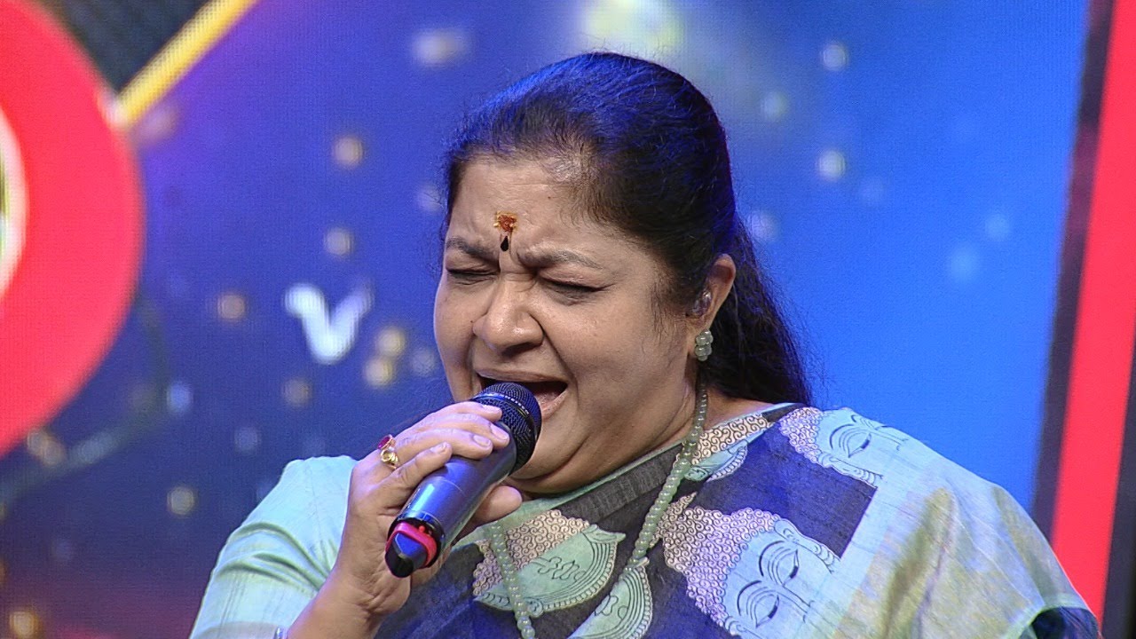 Paadam Namukku Paadam  K S Chithra sings Kaarmukil Varnante Chundil  Mazhavil Manorama