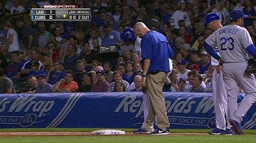 LAD@CHC: Fowler injures ankle running, later leaves