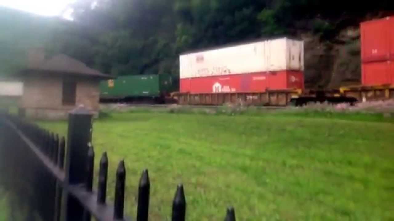 Railfanning @ The Horseshoe Curve & Altoona Station With Lite Move