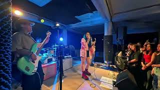 Half Hour - Intro + Carousel by Paramita (Live @ The Pillars, Taichung, Taiwan)