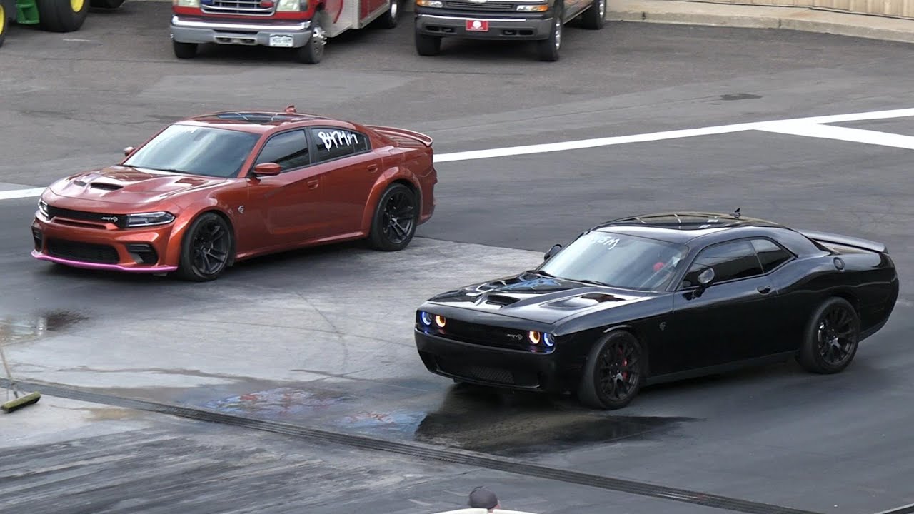 Hellcat Charger Widebody vs Hellcat Challenger - drag race of muscle cars -  YouTube