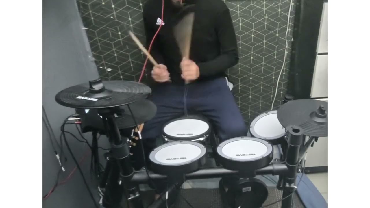 More The Victim - Linkin Park / drum cover