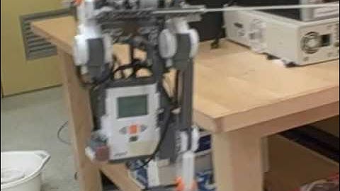 StringBot Project Tech 8 June 2009 Frank Roberts Junior High.wmv