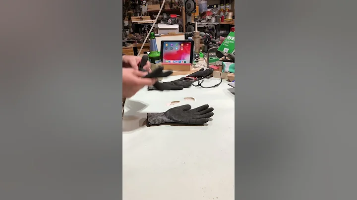 The difference between level A1 and A5 cut resistance gloves in the real world.