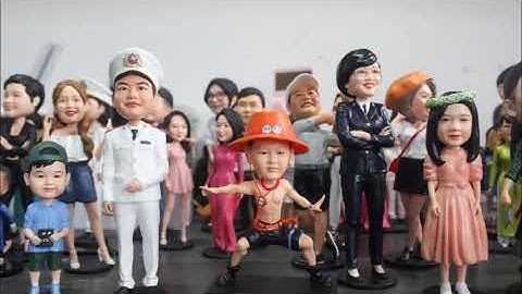 Xưởng chuyên nhận làm tượng chân dung mini phong cách vui nhộn funface để bàn trưng bày hoặc để tặng