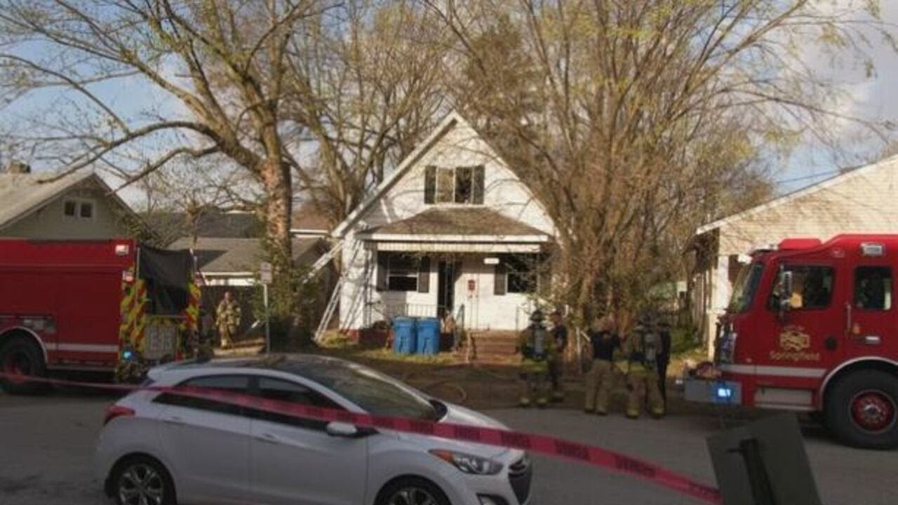 Teenager dies from injuries in house fire in Springfield - YouTube