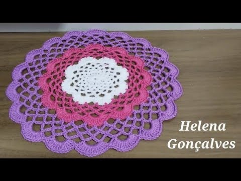 Linda toalhinha de crochê #helenagonçalves #crochet #artesanato #toalhinha