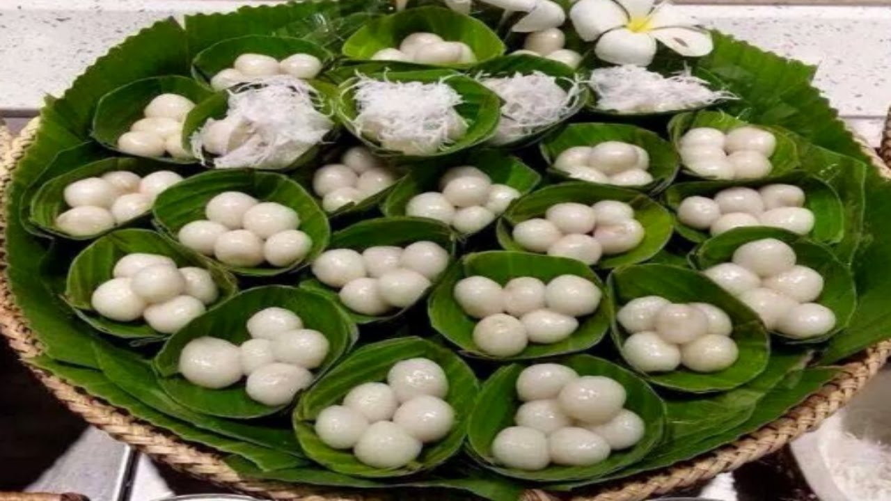 Asian- Khmer Foods | Khmer Desserts, boiled potatoes, boiled tarots, palm fruits,.....(Part-67)