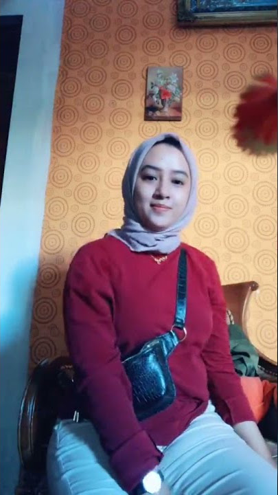 tiktok jilbab ketat tante cantik goyang  nya mantap