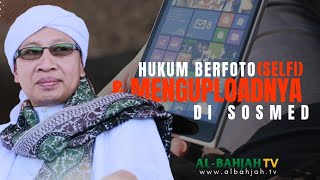 Hukum Berfoto (Selfi) & Menguploadnya di Sosmed || English Subs - Buya Yahya Menjawab -