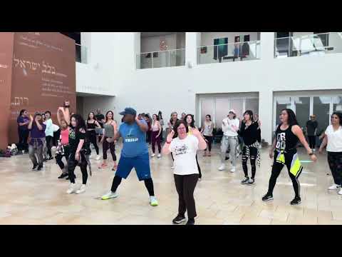 Dance with Us: Groov3 with Ben Allen