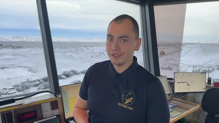 What does an AFIS-operator do?