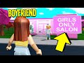 I Snuck My BOYFRIEND Into A GIRLS ONLY Salon.. We Almost Got CAUGHT! (Roblox Bloxburg)