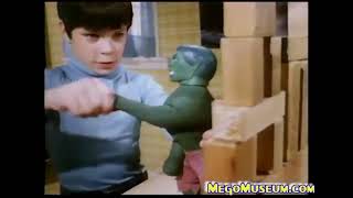 Stretch The Hell Out Of Spider Man And The Hulk