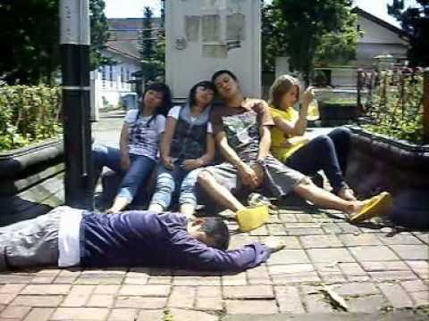 Film Paskah Pemuda 2011 - GKJTU Salatiga - YouTube Film Paskah Pemuda 2011 - GKJTU Salatiga - YouTube