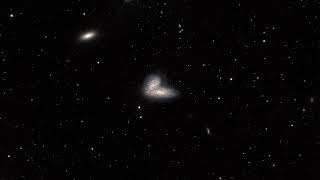 Zoom sur la fusion des galaxies spirales, NGC 4568 et NGC 4567