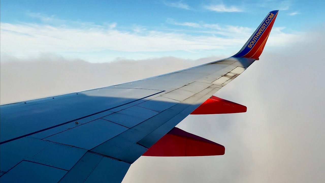 Descending Through Awesome Clouds – DAL Landing – Southwest – Boeing 737-700 – N749SW – SCS Ep. 516