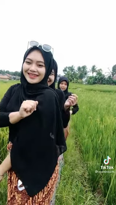 Story wa cewek cantik joget lagu tendangan bantengan viral di tik tok part 5