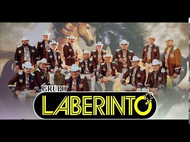 Grupo Laberinto  -  El Corrido De Los Perez class=