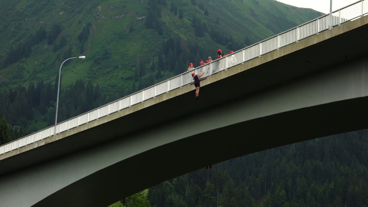 Rappelling from bridge, Riezlern - YouTube