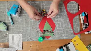 A Fun Christmas Tree Embellishment for your Christmas day Scrapbook Page