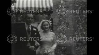1938 MILITARY: RAF: Altitude record breaking Squadron Leader marries in Hampshire