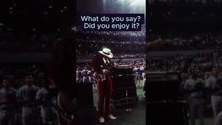Stevie Ray Vaughan&#39;s unusual guitar solo.
