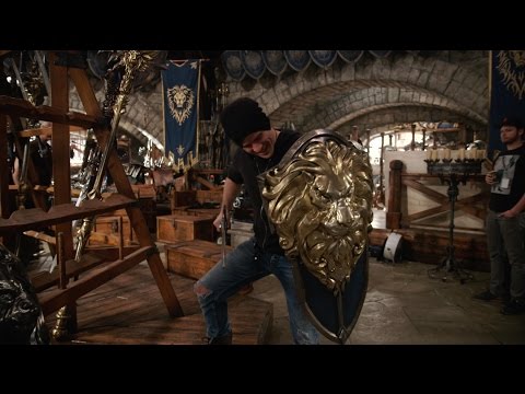 Warcraft - Featurette: "Rob Kazinsky Tours War Room" (HD)