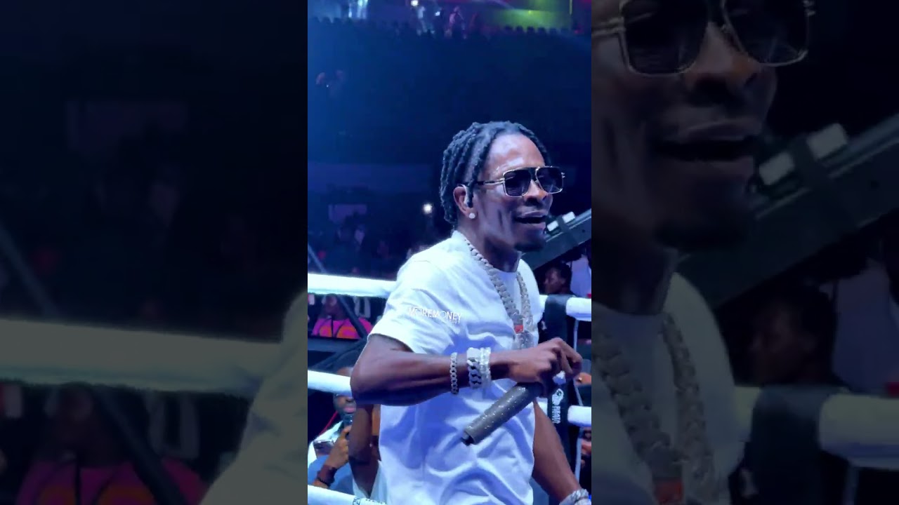 1Don Shatta Wale 's epic entrance at LegacyRise Showdown Boxing Night