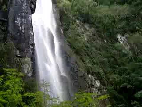 cascatas do indio(observe bem parece a figura de u...