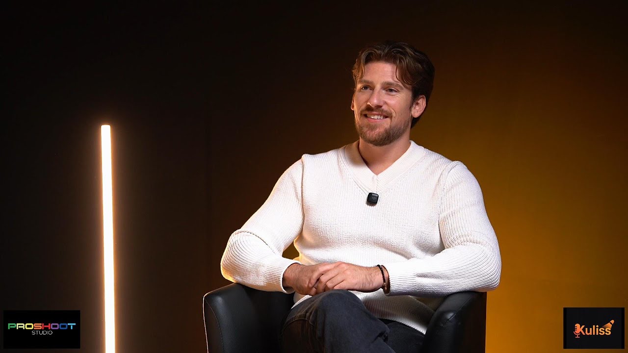 Yoann Casanova, chanteur.