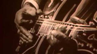 Mississippi FRED McDOWELL - Shake 'em On Down chords