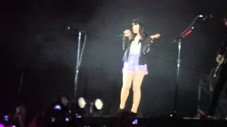 Carly Rae Jepsen - Tonight I'm Getting Over You live in Lisbon