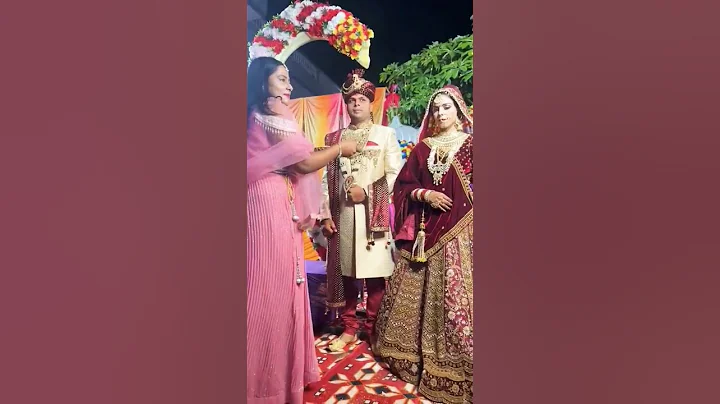 Groom and bride ❤️ Stage Aarti tym ❤️🔥 #trending #yt #bridal #shadi #wedding #video #shorts  #love