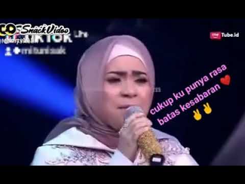 Ade Govinda, Fadly - Tanpa Batas Waktu (Official Music Video)