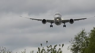 Winds and sideways Dreamliner 787 QATER AIRWAYS Landing at Birmingham Airport BHX! plane spotting