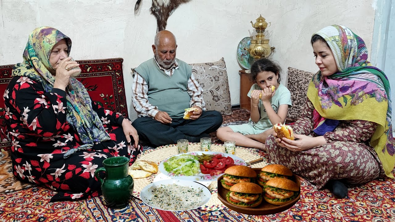 Искусство простой жизни: уютная кухня в загородном доме