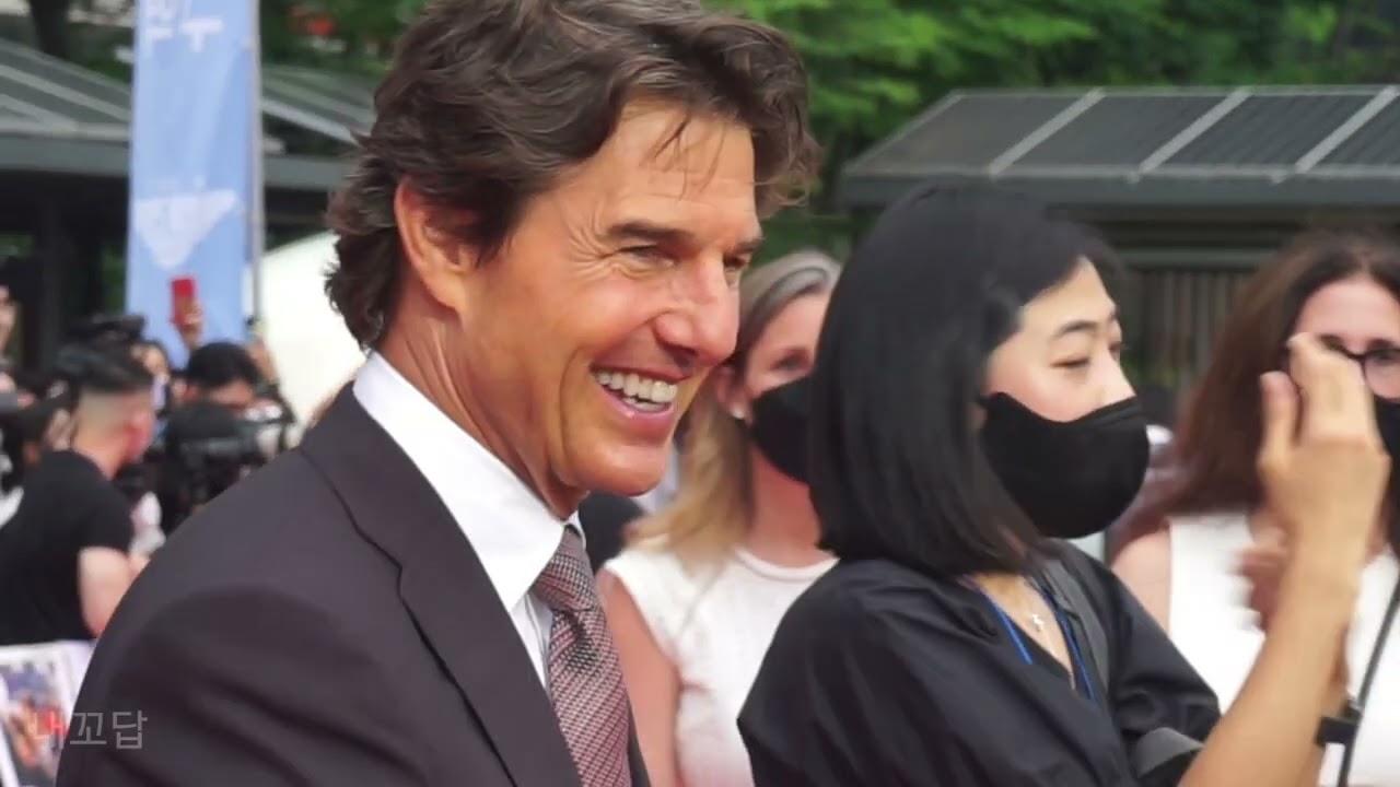 220619 톰크루즈 내한 레드카펫 직캠 영상(롯데월드타워 잔디광장)